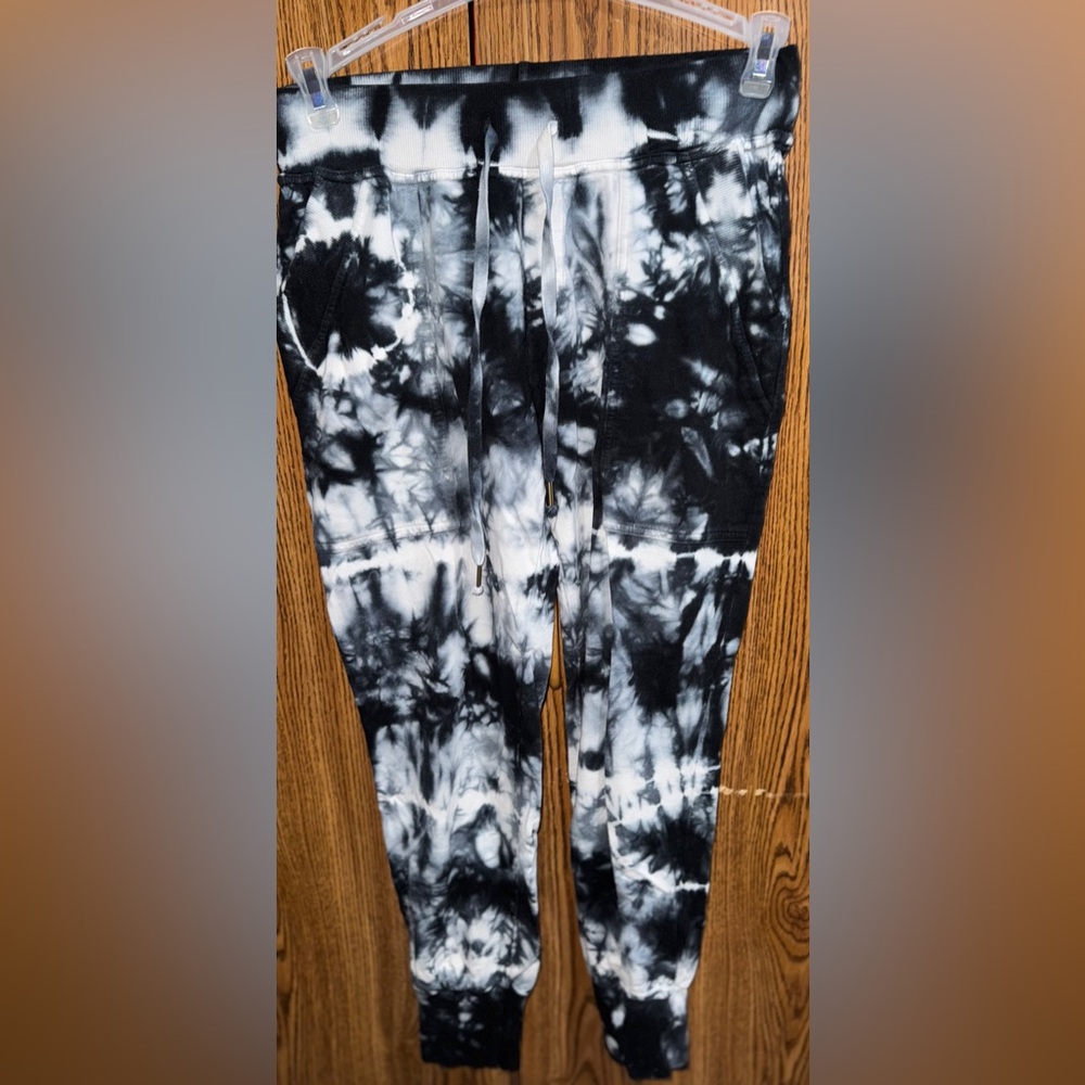 Young Fabulous & Broke Black and White Tie-Dye Joggers